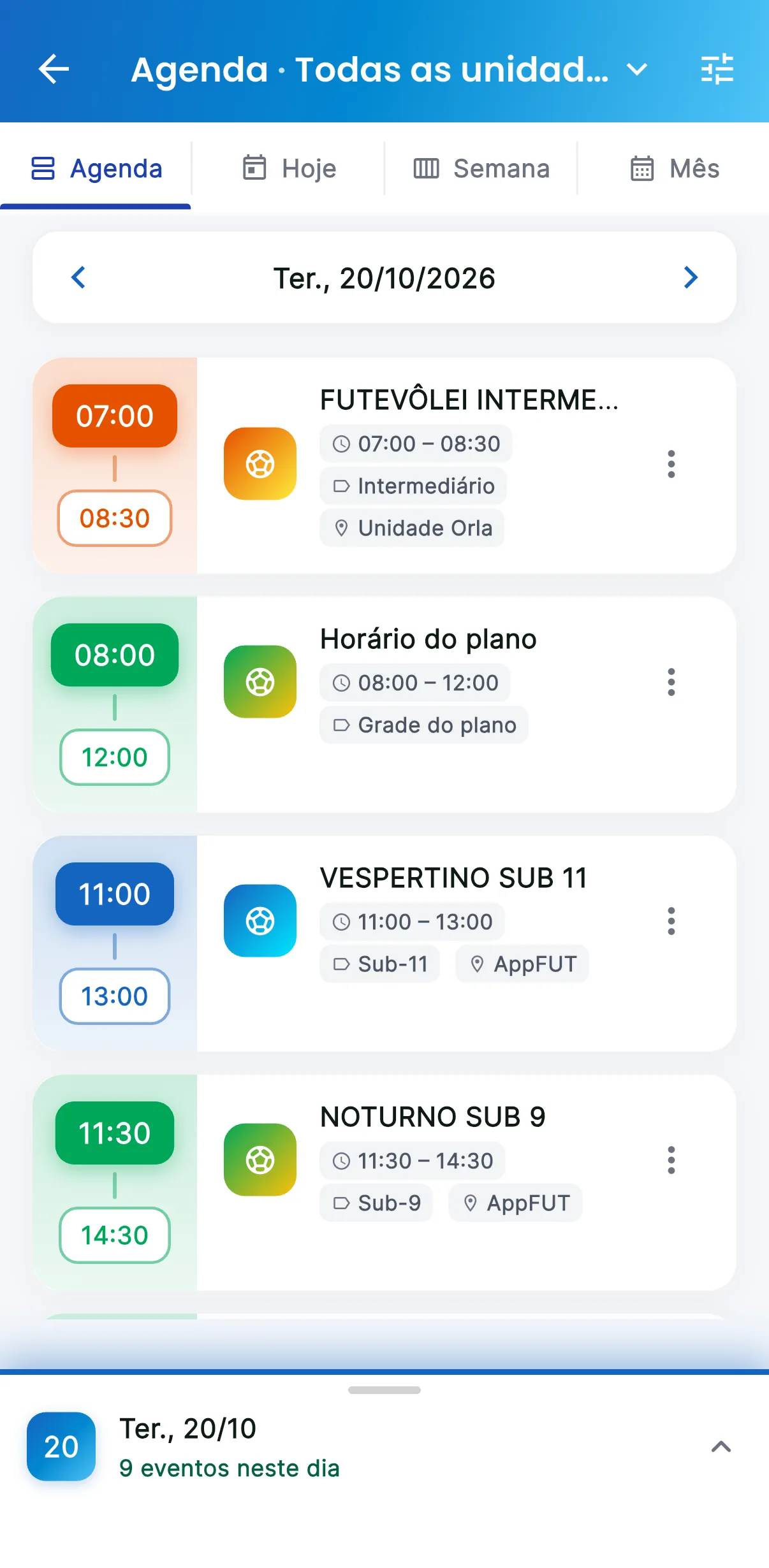 Agenda — Os treinos do dia de todas as turmas, com horário e local (print do AppFUT)