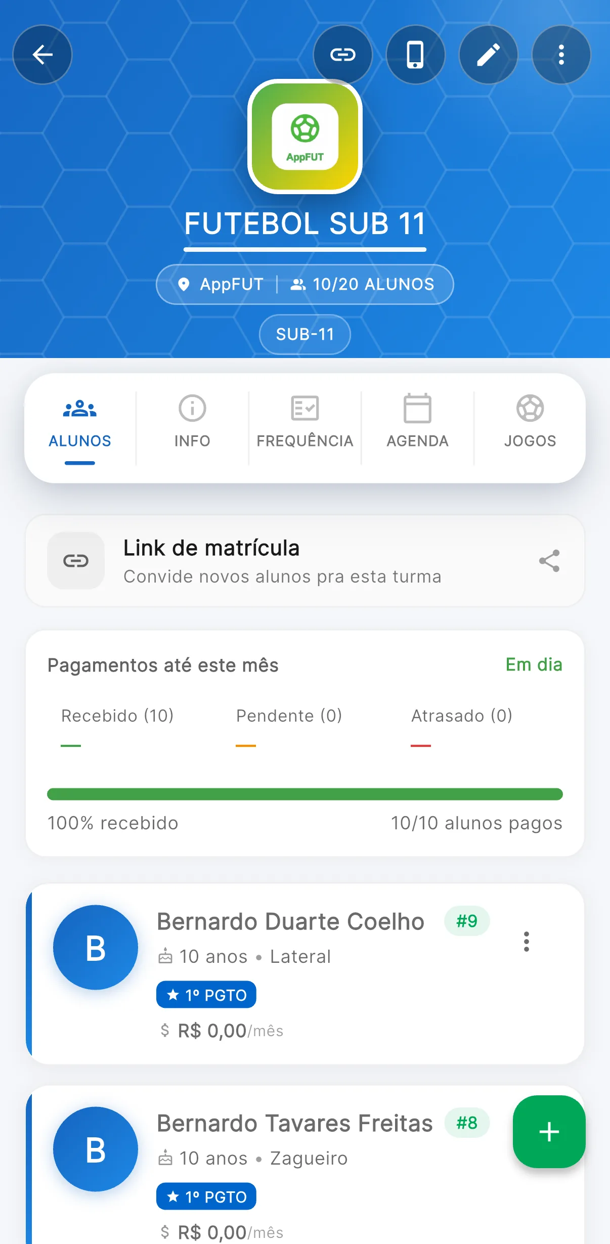 Página da turma — Link de matrícula, pagamentos do mês e alunos (print do AppFUT)